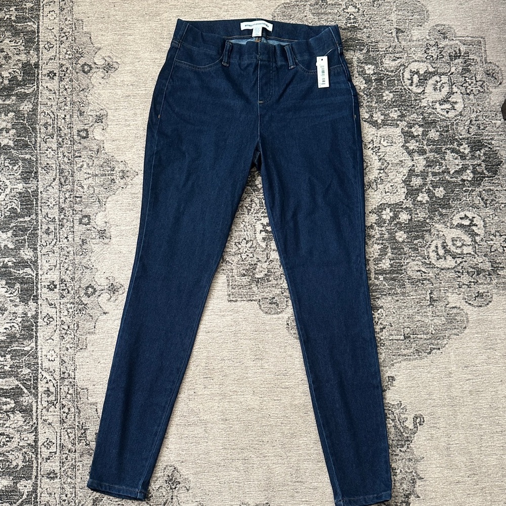 NEW Amazon Essentials Skinny Blue Jeans Stretchy Comfort